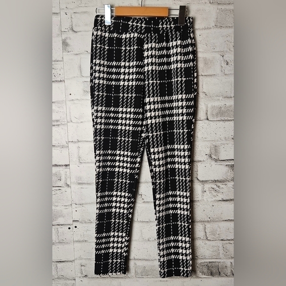 Shein Ruffle Hem Belted Top & Skinny Pants Set - Picture 8 of 11